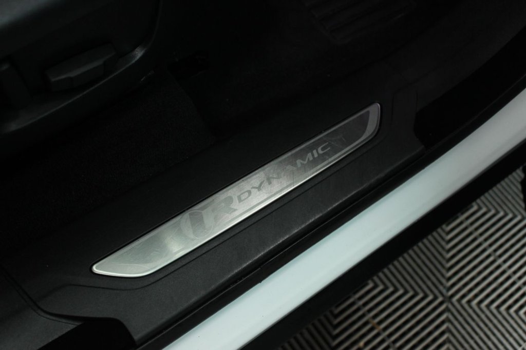 Used Land Rover Range Rover Velar 2019 for sale - 77576132: Photo 8