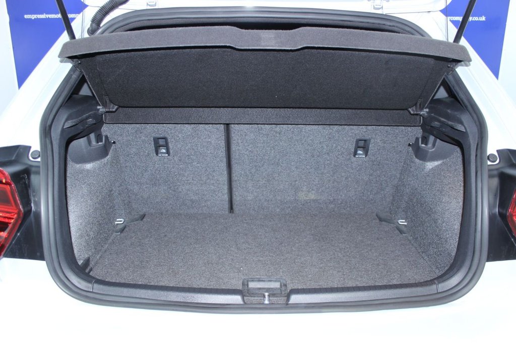 Used Volkswagen Polo 2019 for sale - 76703810: Photo 9