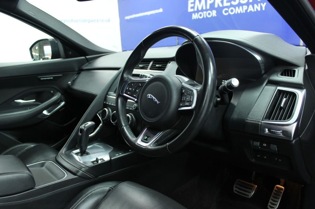 Used Jaguar E-Pace 2019 for sale - 77614127: Photo 6