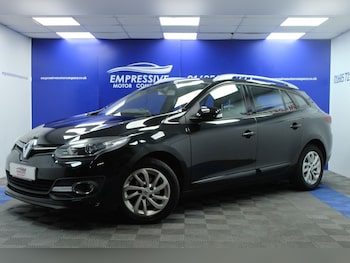 Used Renault Megane 2015 for sale - 76610324: Photo