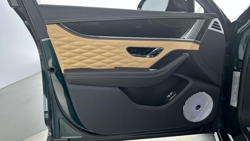 Used Bentley Flying Spur 2023 for sale - 76835668: Photo 21