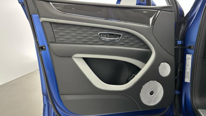 Used Bentley Bentayga 2025 for sale - 77462384: Photo 21