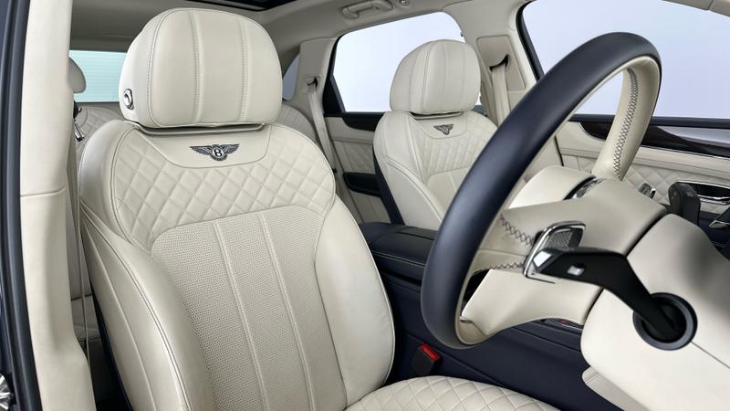 Used Bentley Bentayga 2018 for sale - 76394133: Photo 10