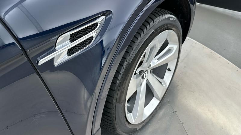 Used Bentley Bentayga 2018 for sale - 76394133: Photo 19