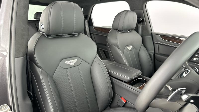 Used Bentley Bentayga 2023 for sale - 76089684: Photo 10