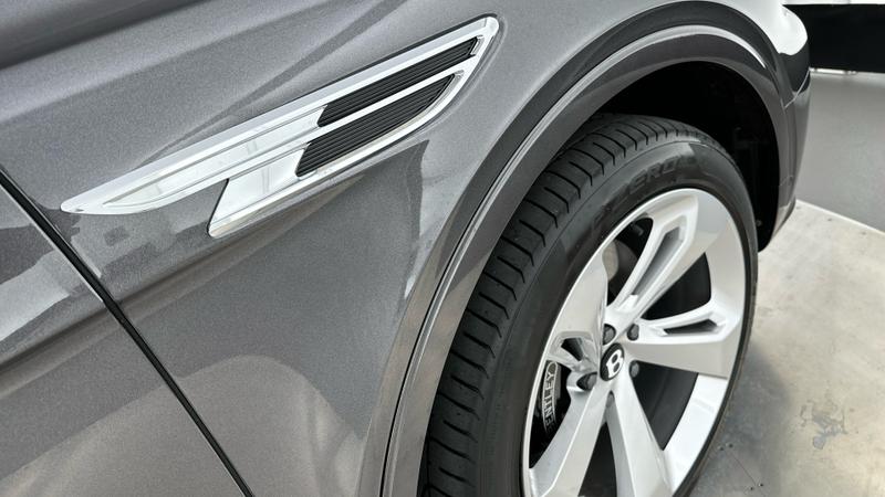 Used Bentley Bentayga 2023 for sale - 76089684: Photo 19