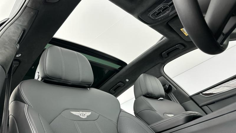 Used Bentley Bentayga 2023 for sale - 76089684: Photo 22