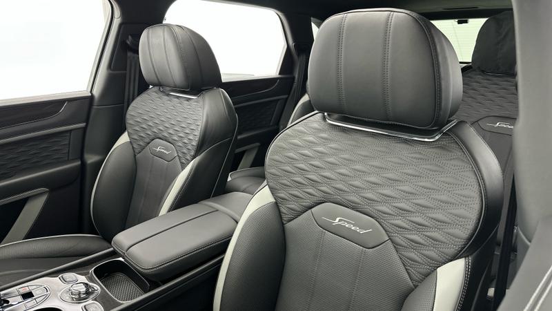 Used Bentley Bentayga 2025 for sale - 78180296: Photo 12