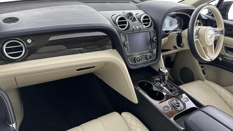 Used Bentley Bentayga 2018 for sale - 76461385: Photo 4
