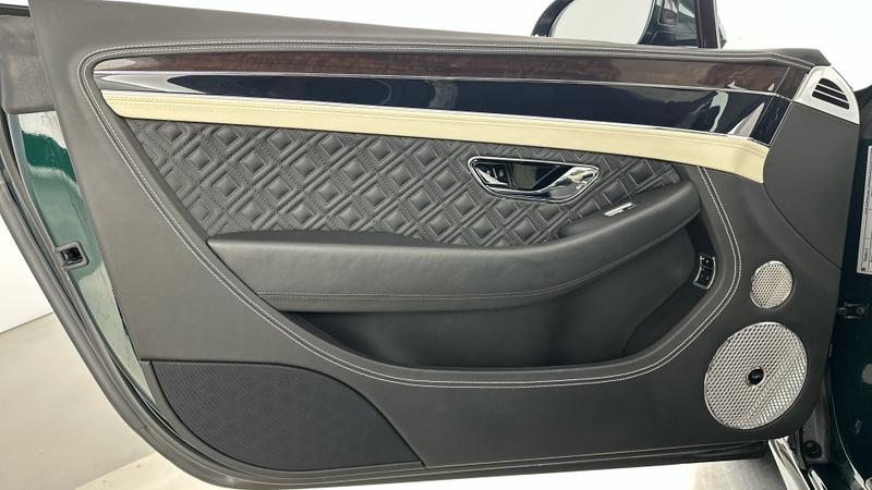Used Bentley Continental 2023 for sale - 76945499: Photo 12
