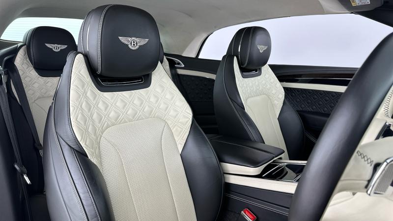 Used Bentley Continental 2023 for sale - 76945499: Photo 4