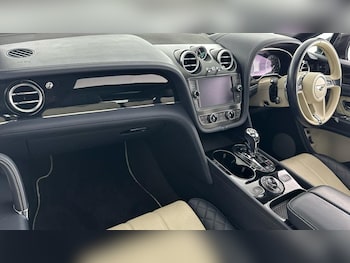 Used Bentley Bentayga 2019 for sale - 76653501: Photo