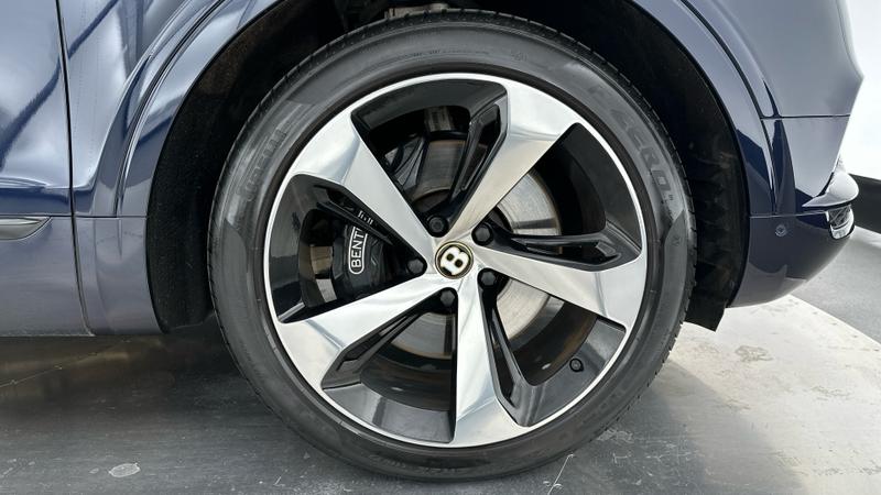 Used Bentley Bentayga 2019 for sale - 76653501: Photo 9