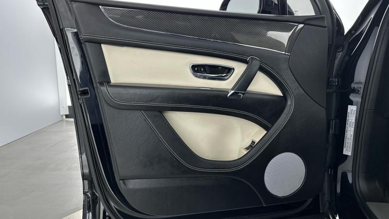 Used Bentley Bentayga 2020 for sale - 75982547: Photo 21