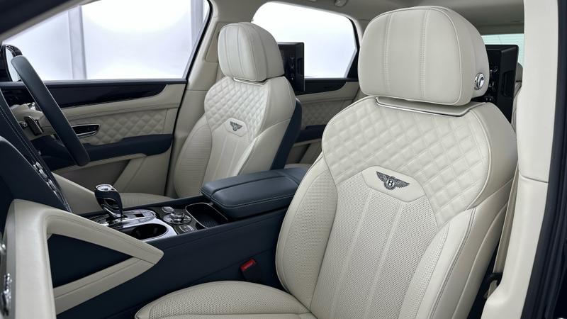 Used Bentley Bentayga 2024 for sale - 76286927: Photo 12
