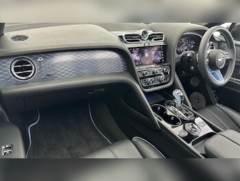 Used Bentley Bentayga 2024 for sale - 78413184: Photo