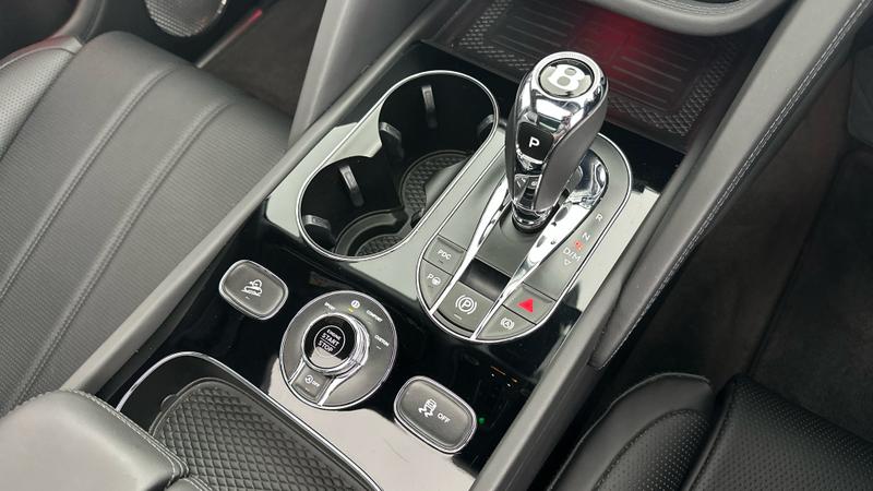 Used Bentley Bentayga 2023 for sale - 76162072: Photo 18