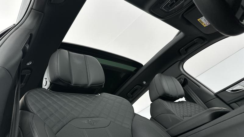 Used Bentley Bentayga 2023 for sale - 76162072: Photo 22