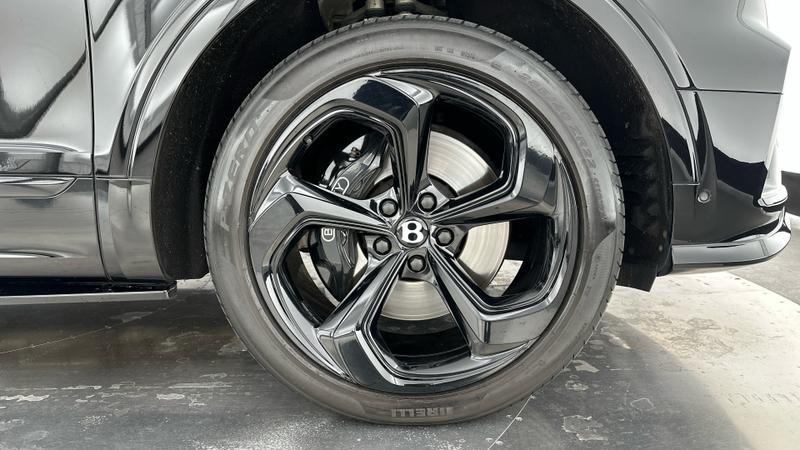 Used Bentley Bentayga 2023 for sale - 76162072: Photo 9
