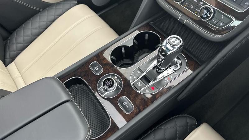 Used Bentley Bentayga 2018 for sale - 75766644: Photo 18