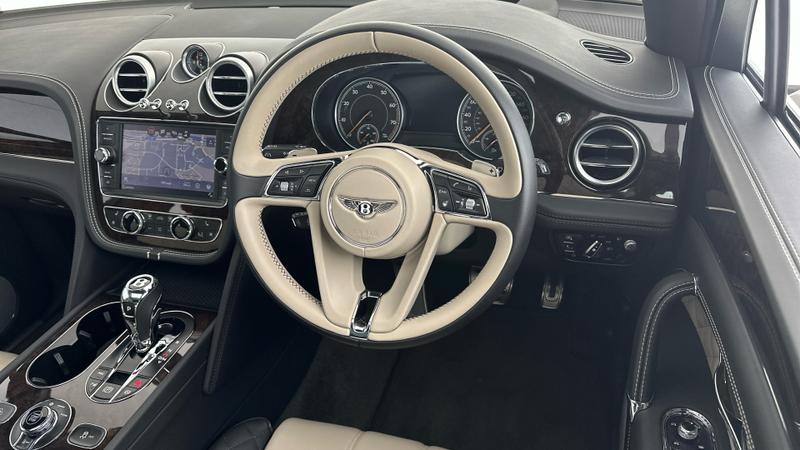 Used Bentley Bentayga 2018 for sale - 75766644: Photo 23