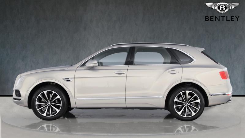 Used Bentley Bentayga 2018 for sale - 75766644: Photo 24