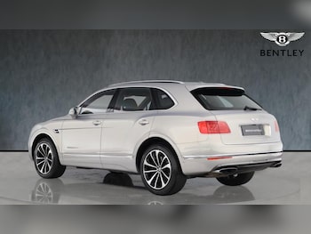 Used Bentley Bentayga 2018 for sale - 75766644: Photo