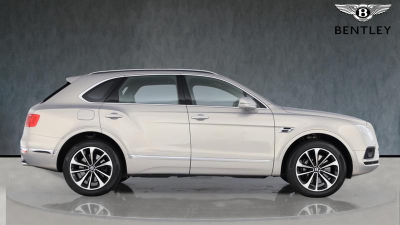 Used Bentley Bentayga 2018 for sale - 75766644: Photo 3