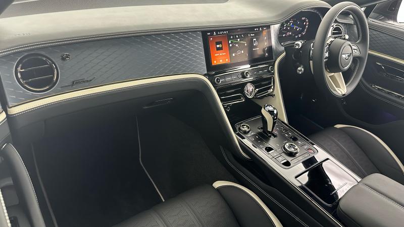 Used Bentley Flying Spur 2025 for sale - 76385025: Photo 4