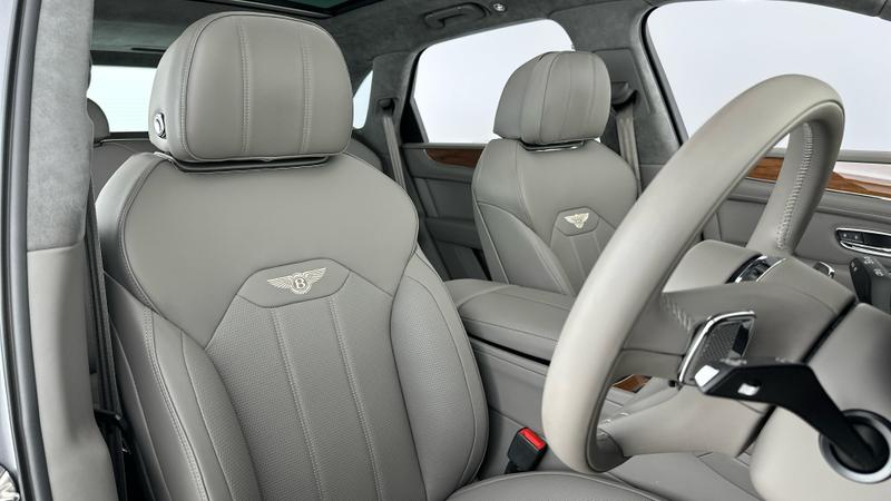 Used Bentley Bentayga 2022 for sale - 76653497: Photo 10