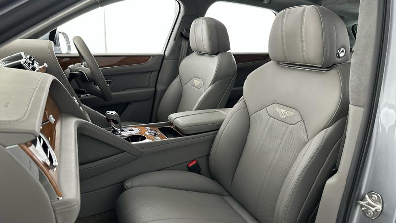 Used Bentley Bentayga 2022 for sale - 76653497: Photo 12