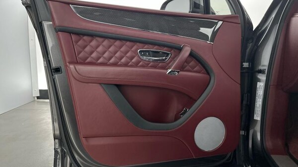 Used Bentley Bentayga 2019 for sale - 75035144: Photo 21