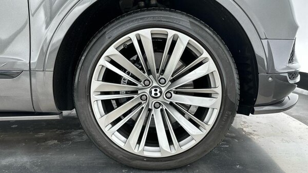 Used Bentley Bentayga 2019 for sale - 75035144: Photo 9