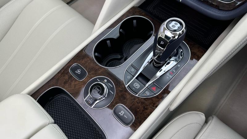 Used Bentley Bentayga 2025 for sale - 77225767: Photo 18