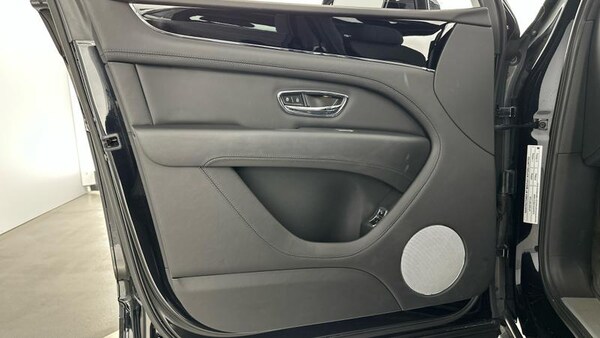Used Bentley Bentayga 2022 for sale - 75713111: Photo 21