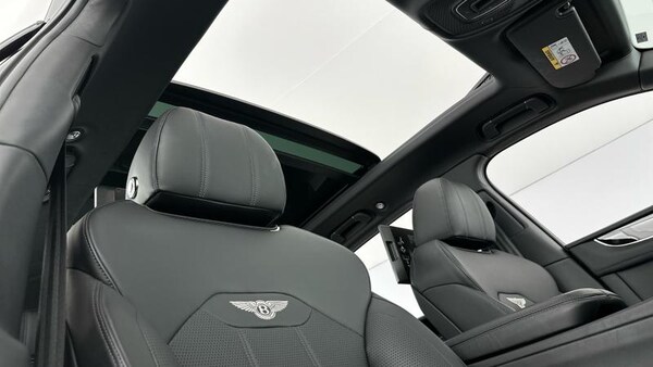 Used Bentley Bentayga 2022 for sale - 75713111: Photo 22