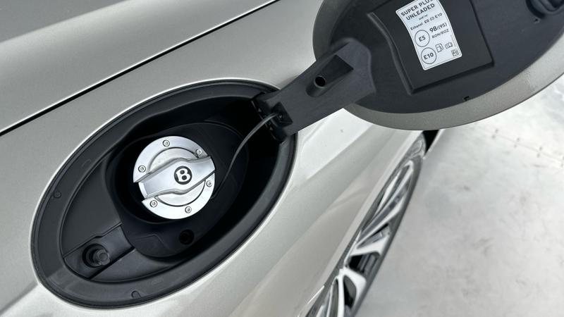 Used Bentley Continental 2025 for sale - 76835669: Photo 15