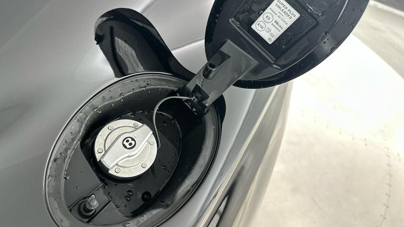 Used Bentley Continental 2025 for sale - 76835672: Photo 15