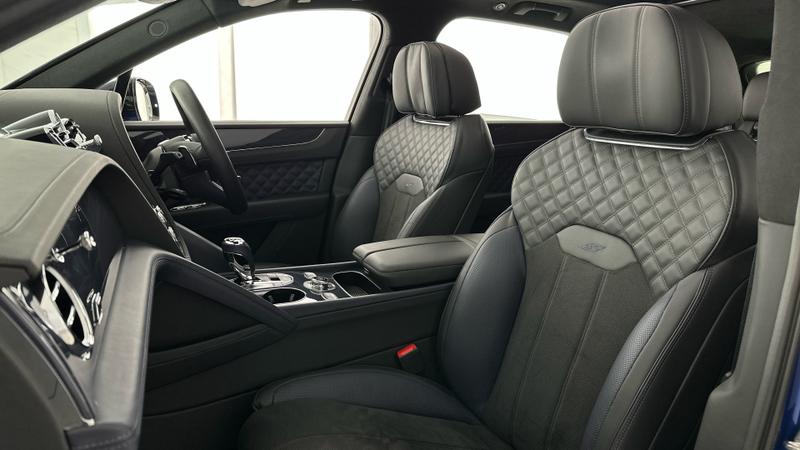 Used Bentley Bentayga 2025 for sale - 76722809: Photo 12