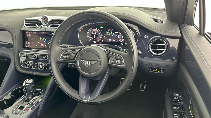 Used Bentley Bentayga 2025 for sale - 76722809: Photo 23