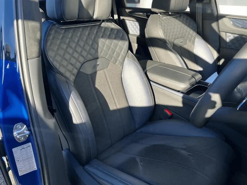 Used Bentley Bentayga 2025 for sale - 76722809: Photo 5