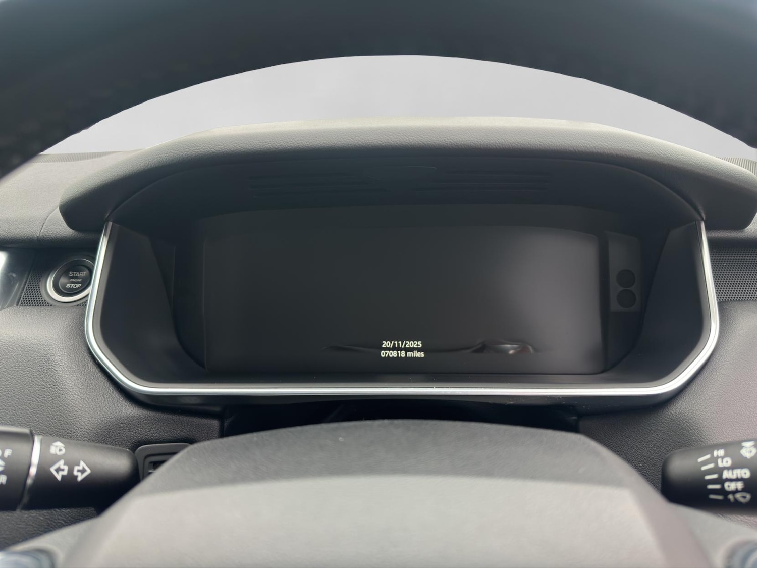 Used Land Rover Range Rover Sport 2017 for sale - 76650001: Photo 11