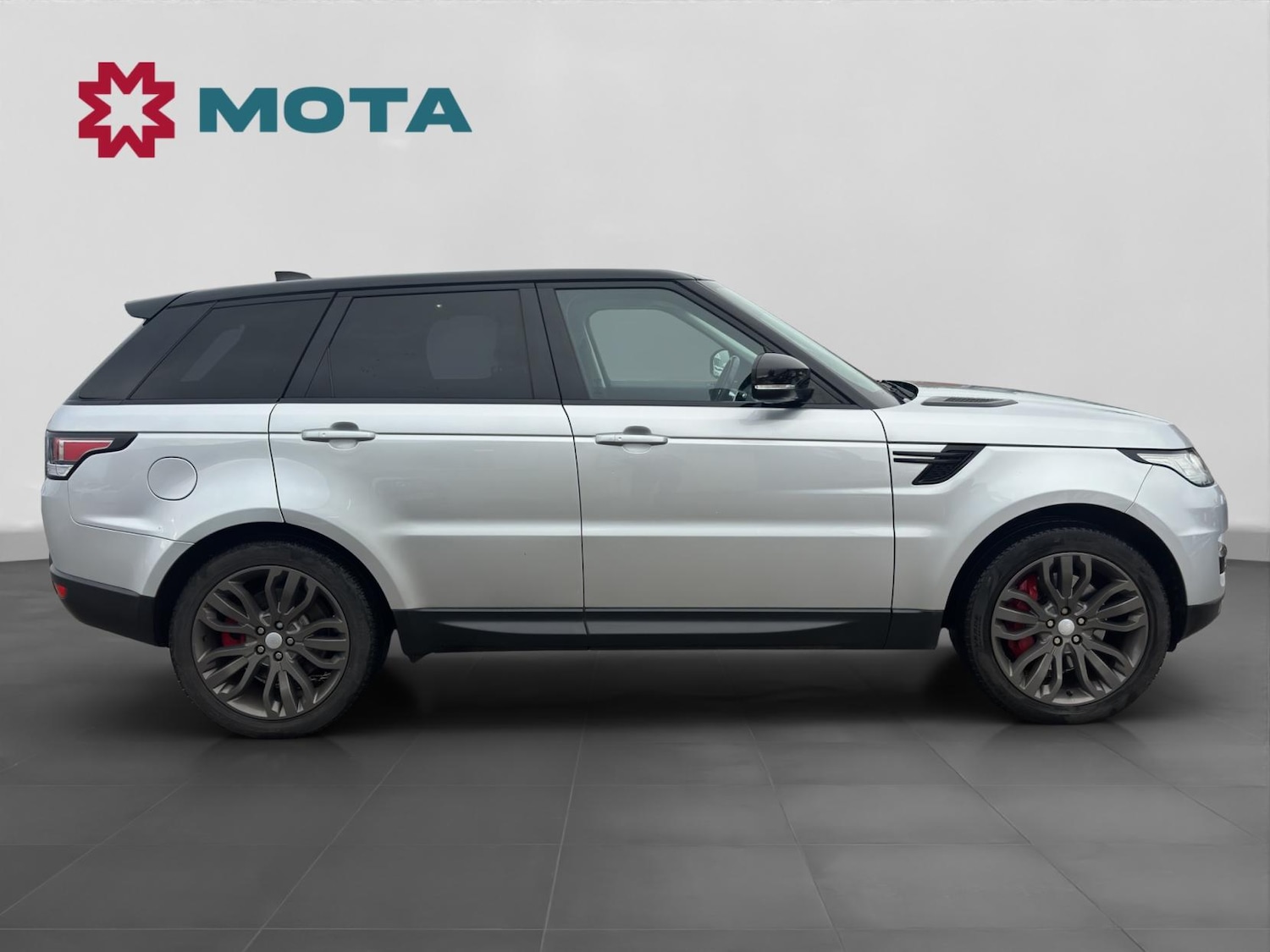 Used Land Rover Range Rover Sport 2017 for sale - 76650001: Photo 3