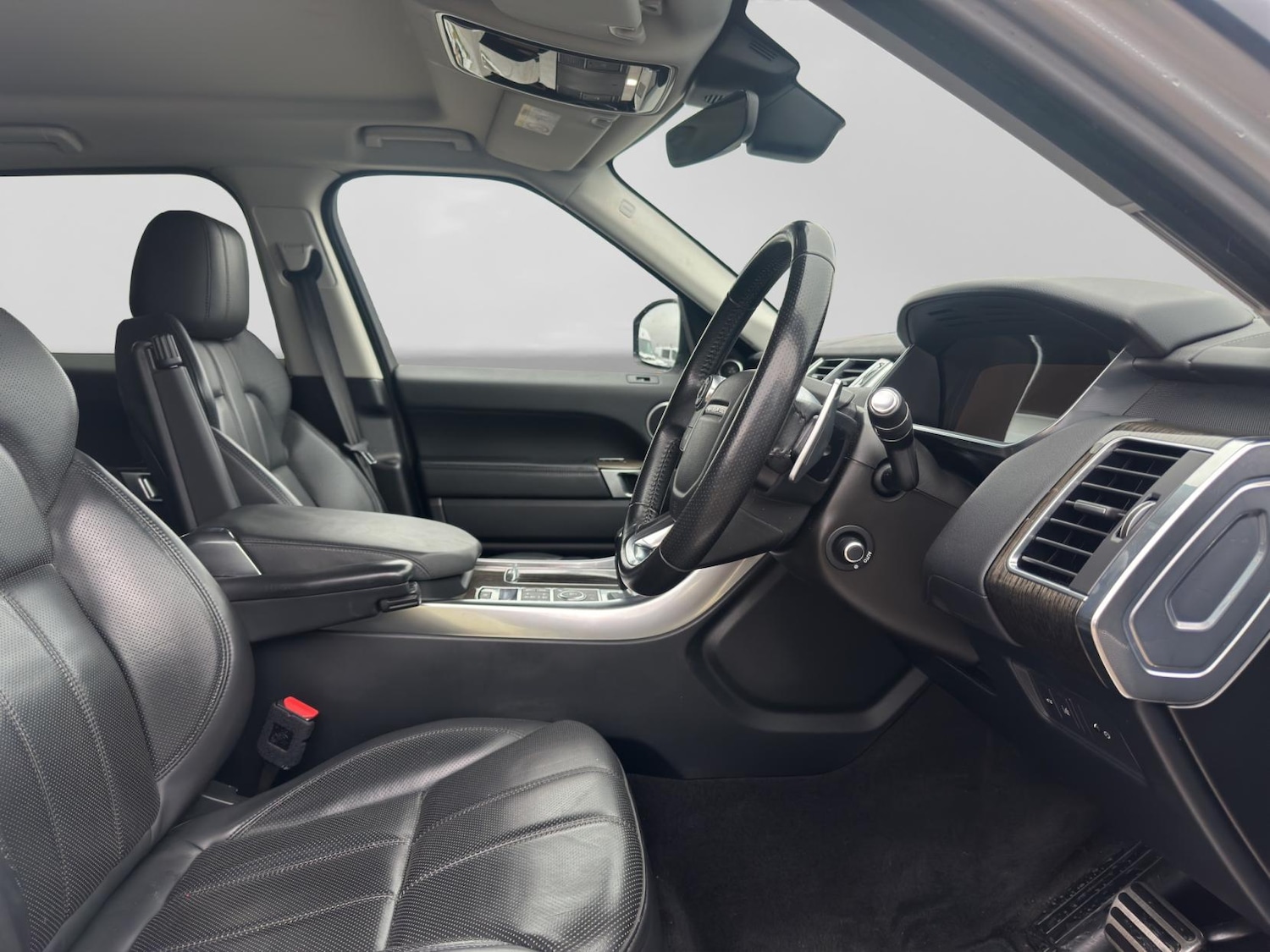 Used Land Rover Range Rover Sport 2017 for sale - 76650001: Photo 9