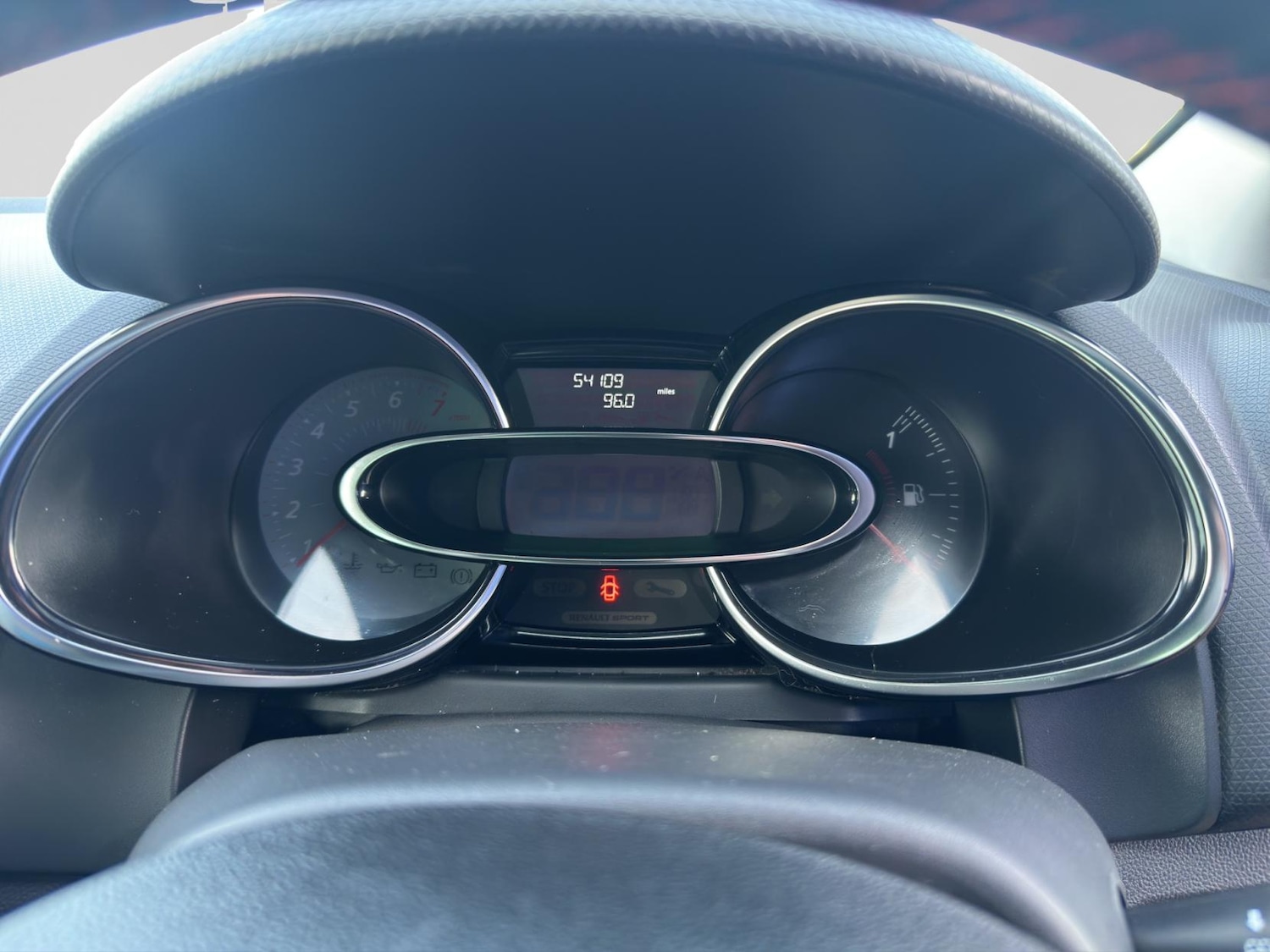 Used Renault Clio 2017 for sale - 76709826: Photo 11