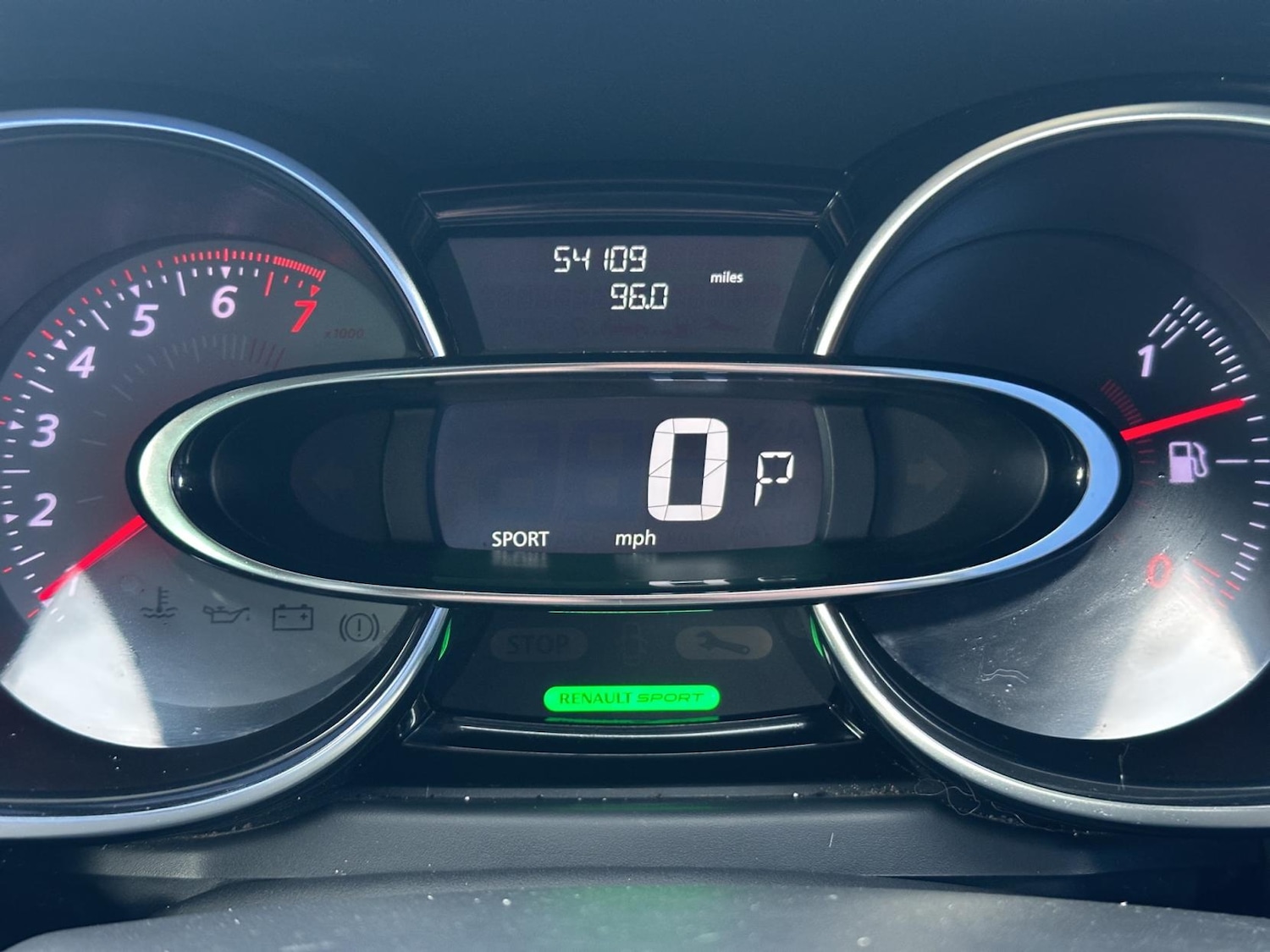 Used Renault Clio 2017 for sale - 76709826: Photo 26