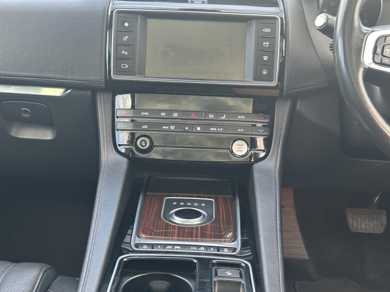 Used Jaguar F-Pace 2017 for sale - 77545448: Photo 15