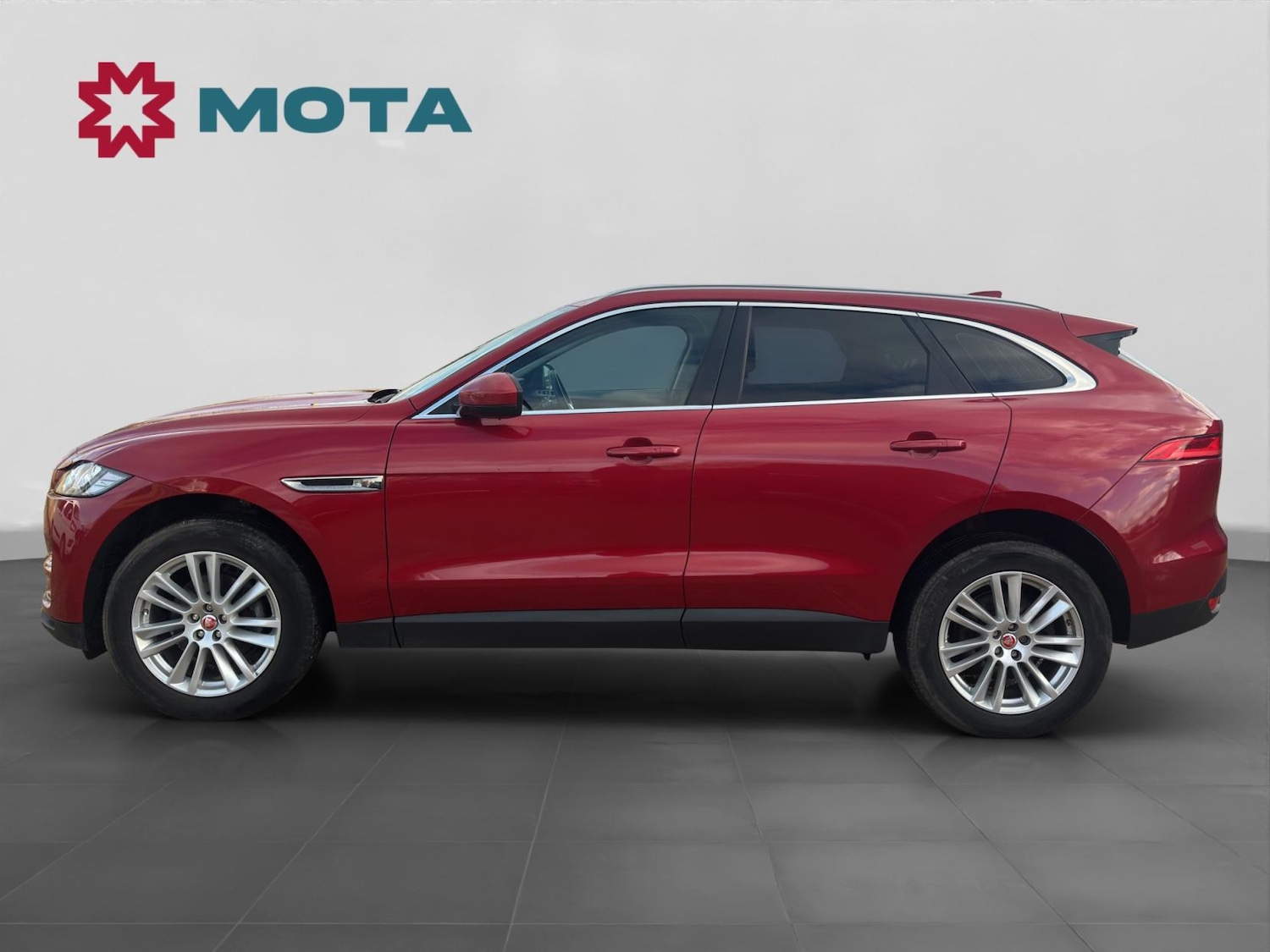 Used Jaguar F-Pace 2017 for sale - 77545448: Photo 7