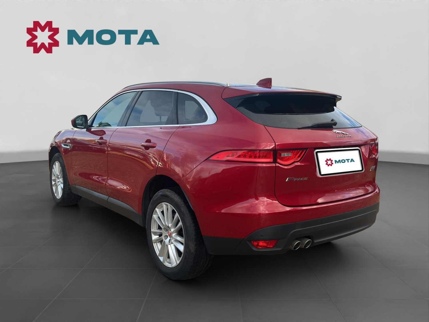 Used Jaguar F-Pace 2017 for sale - 77545448: Photo 8