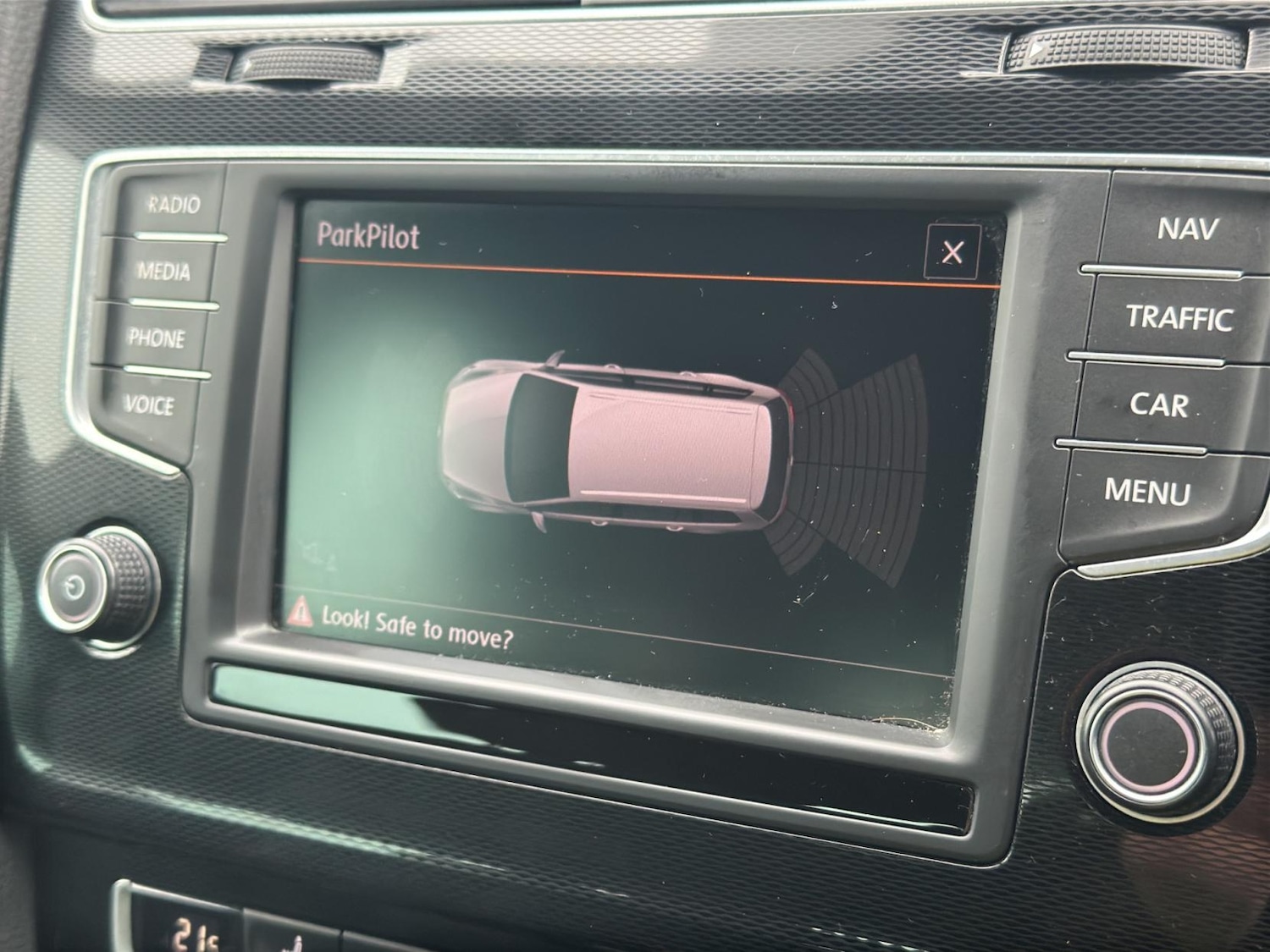 Used Volkswagen Golf 2016 for sale - 77036942: Photo 25